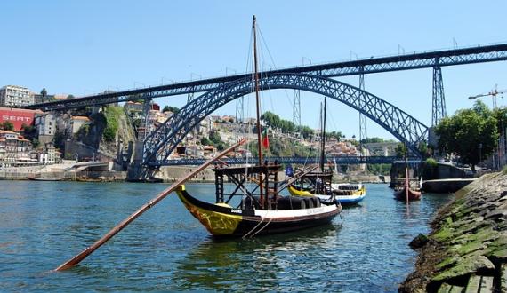 Linguistic and Translation Services in Oporto